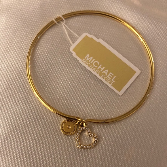 Michael Kors Gold Plated Over Brass Bangle With Logo & Heart Charms NWT - Picture 7 of 10